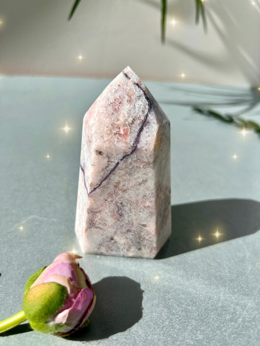 Geographic Quartz Tower - *Grace*